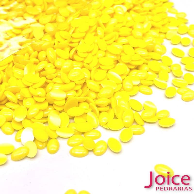 amarelo